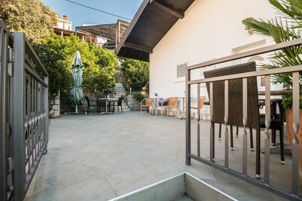 נאום Apartments Darden מראה חיצוני תמונה