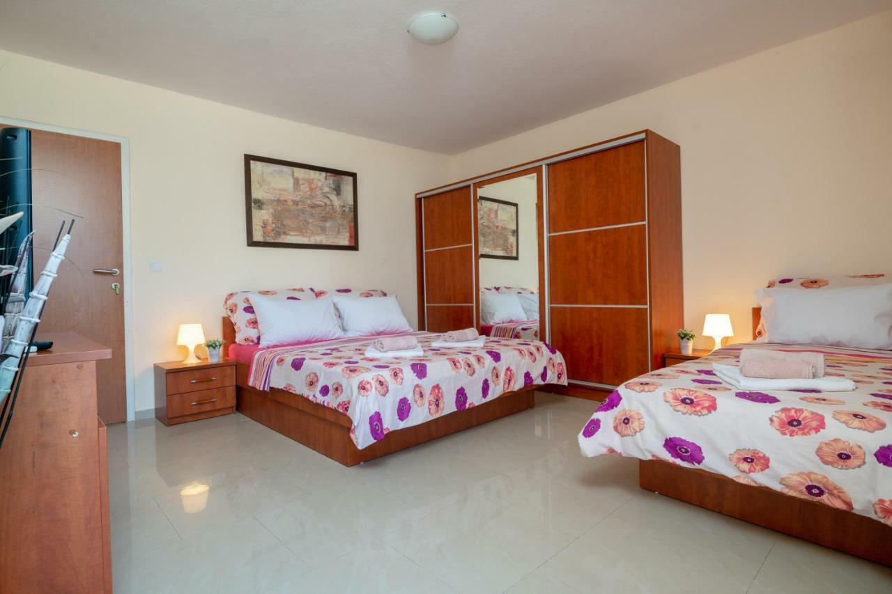 נאום Apartments Darden מראה חיצוני תמונה