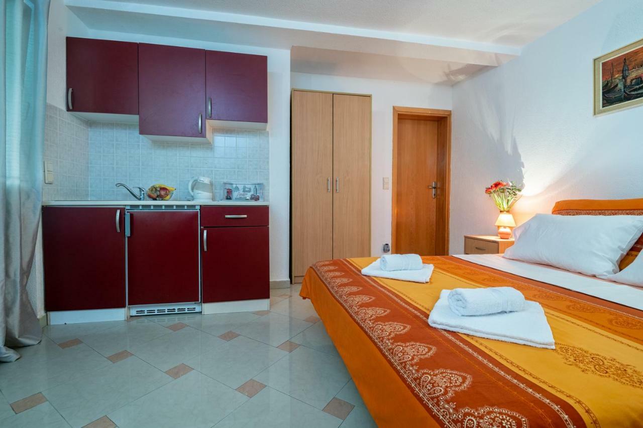 נאום Apartments Darden מראה חיצוני תמונה