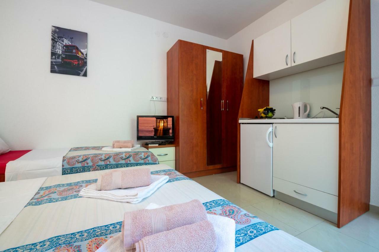 נאום Apartments Darden מראה חיצוני תמונה